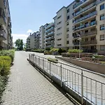 Apartment Przytulny Z Parkingiem Partynice We Wroclawiu By Renters Wroclaw