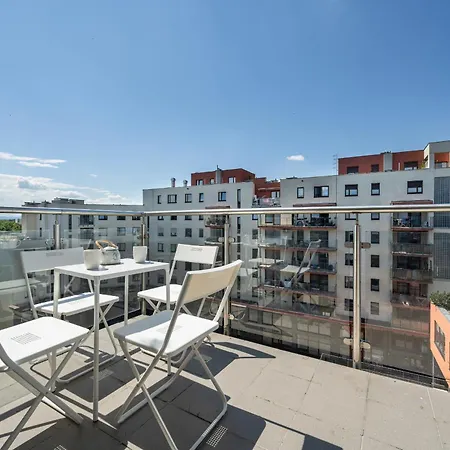 Przytulny Z Parkingiem Partynice We Wroclawiu By Renters Apartment *