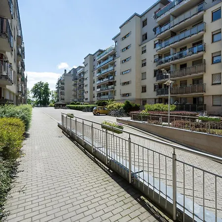 Apartment Przytulny Z Parkingiem Partynice We Wroclawiu By Renters Wroclaw