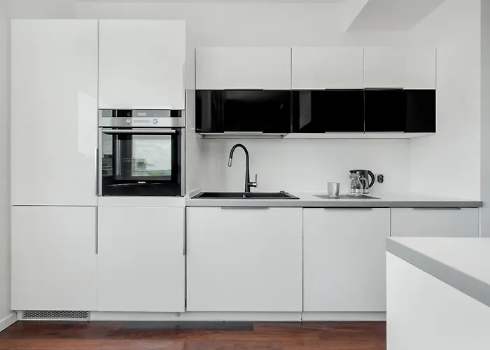 Przytulny Z Parkingiem Partynice We Wroclawiu By Renters